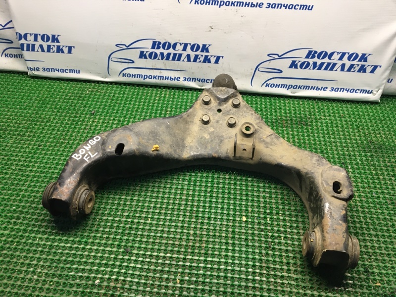 Рычаг подвески MAZDA BONGO SK22L перед лев