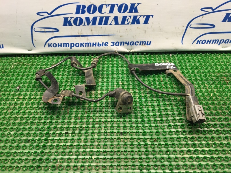 Датчик ABS MAZDA BONGO SK22L перед лев