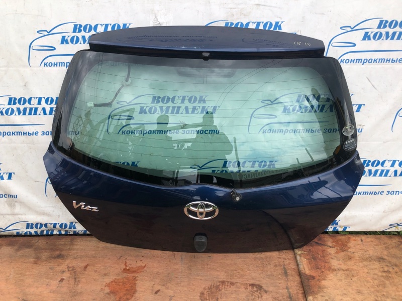 Дверь задняя багажника Toyota Vitz SCP90 2SZ-FE