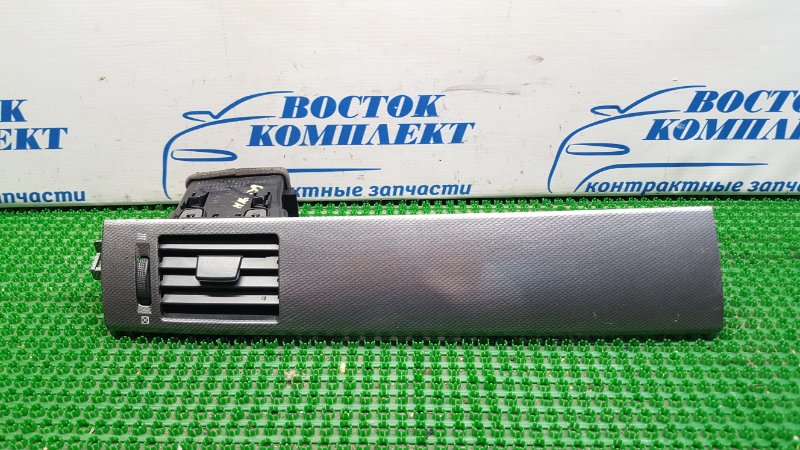 Дефлектор воздушный Nissan Tiida C11 HR15DE перед лев