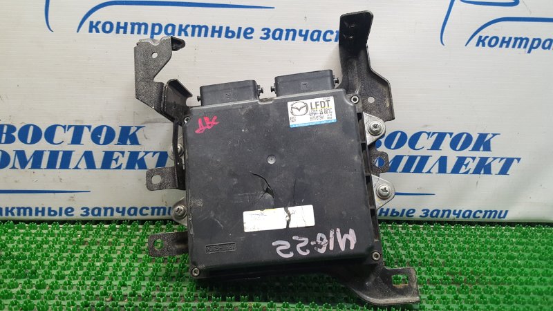 Блок управления ДВС Mazda Atenza GHEFP LF-VD