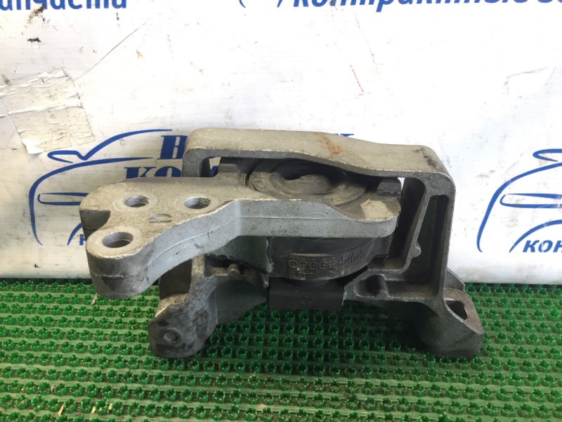 Подушка двигателя Mazda Premacy CWFFW PE-VPS прав