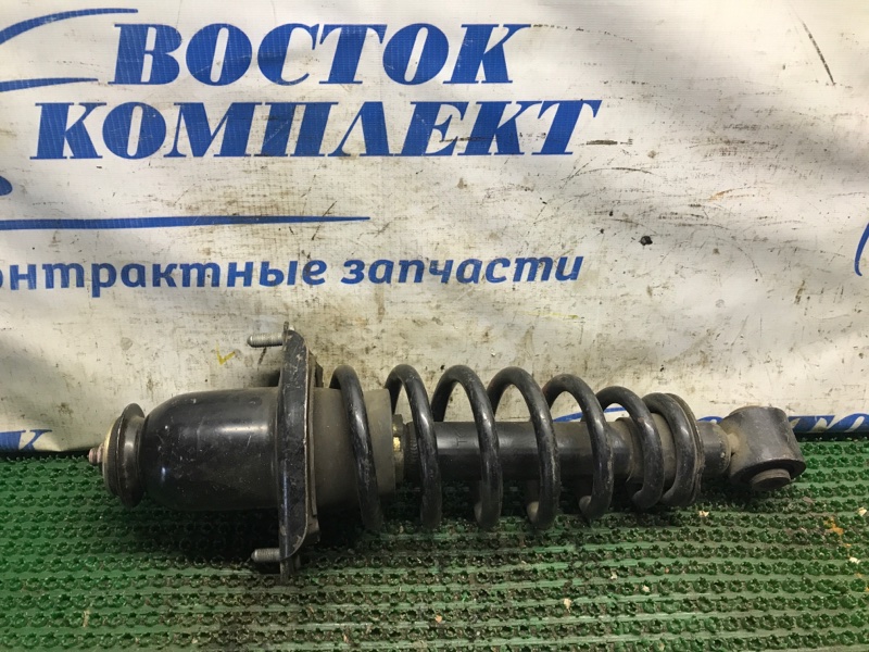 Стойка подвески Toyota Opa ZCT15 1ZZ-FE зад прав