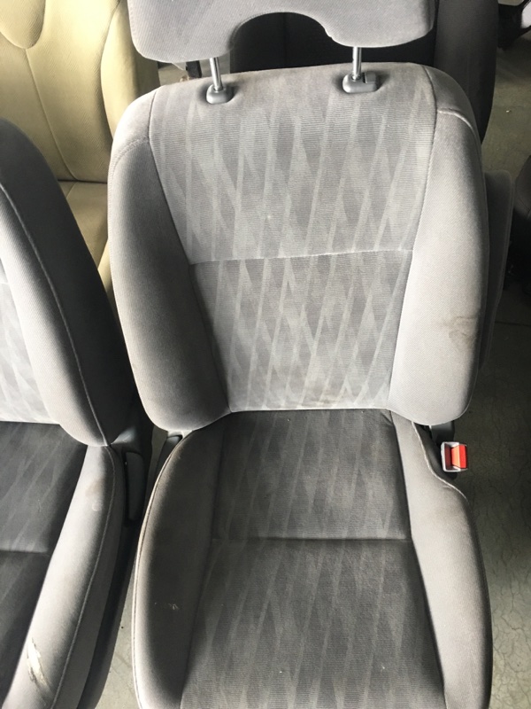 Сиденья перед