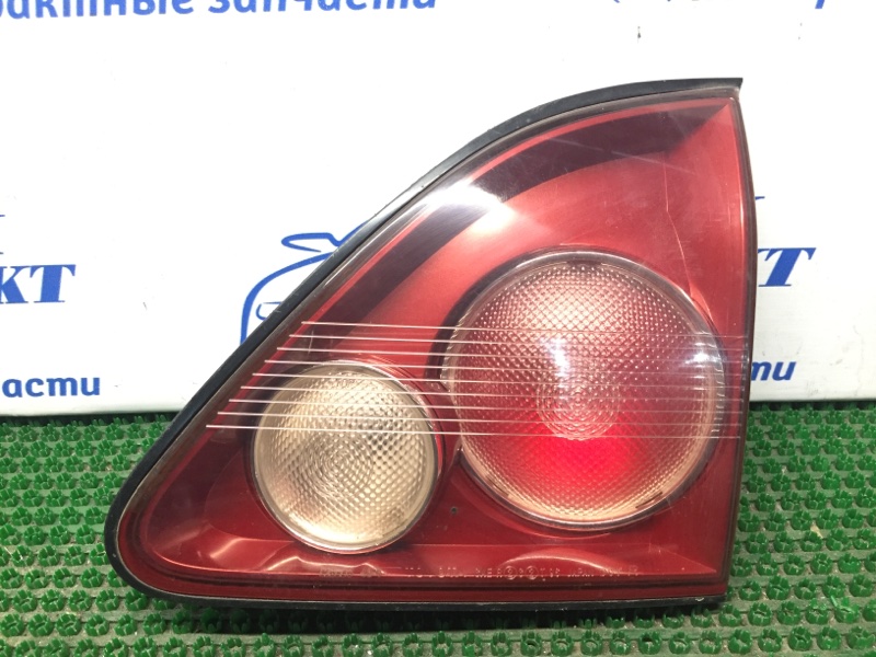 Фонарь вставка багажника Toyota Harrier ACU10W 1MZ-FE прав