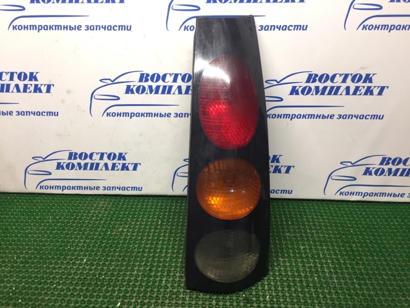 Фонарь стоп-сигнала Toyota Raum EXZ10 4E-FE прав