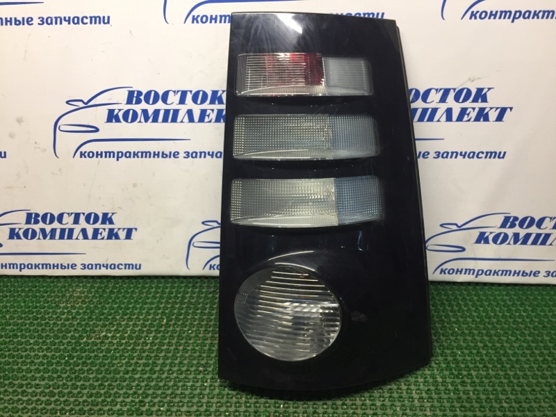 Фонарь стоп-сигнала Toyota Sienta NCP81G 1NZ-FE прав