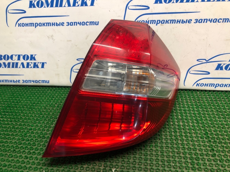 Фонарь стоп-сигнала Honda Fit GE6 L13A прав