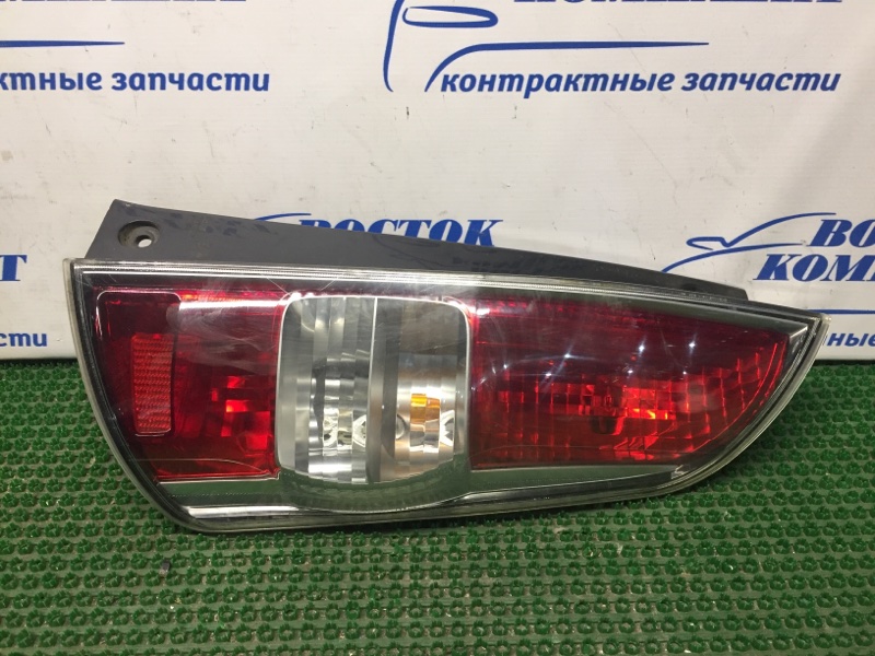 Фонарь стоп-сигнала Daihatsu Boon M300S 1KR-FE прав