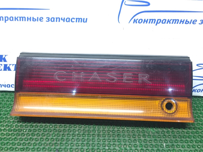 Вставка между стопов Toyota Chaser GX90 1G-FE