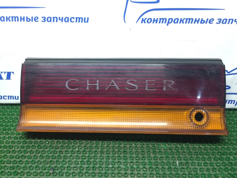 Вставка между стопов Toyota Chaser GX90 1G-FE