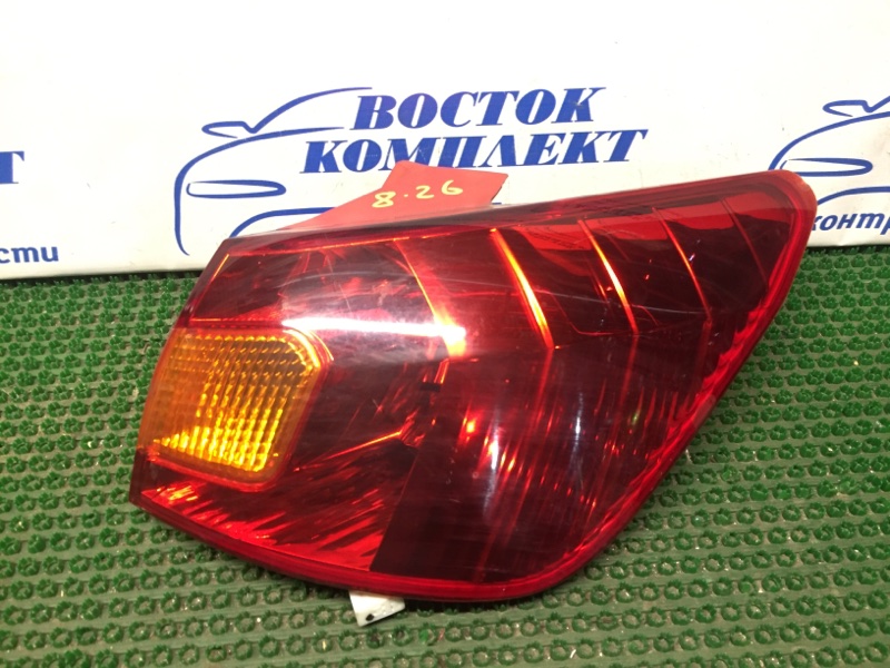 Фонарь стоп-сигнала Toyota Caldina ZZT241W 1ZZ-FE прав