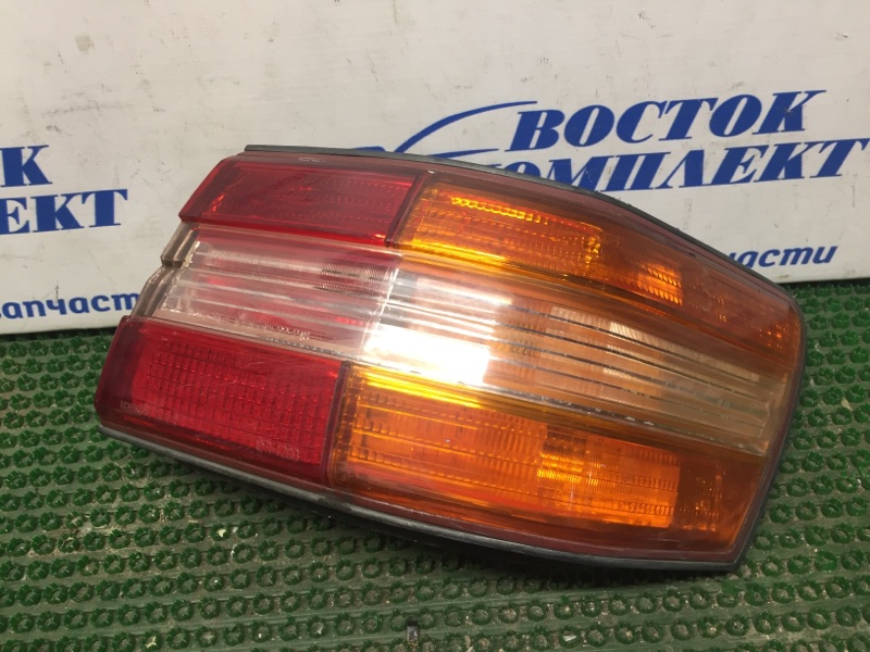 Фонарь стоп-сигнала Toyota Mark II GX100 1G-FE прав