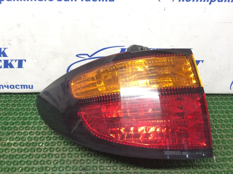 Фонарь стоп-сигнала Toyota Estima MCR30W 1MZ-FE лев