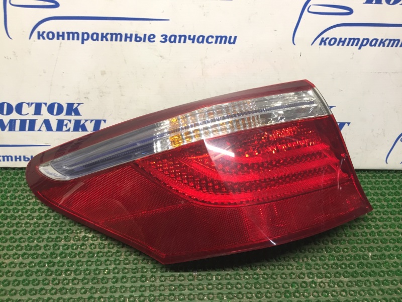 Фонарь стоп-сигнала Lexus LS460 UCF40 1UR-FSE лев