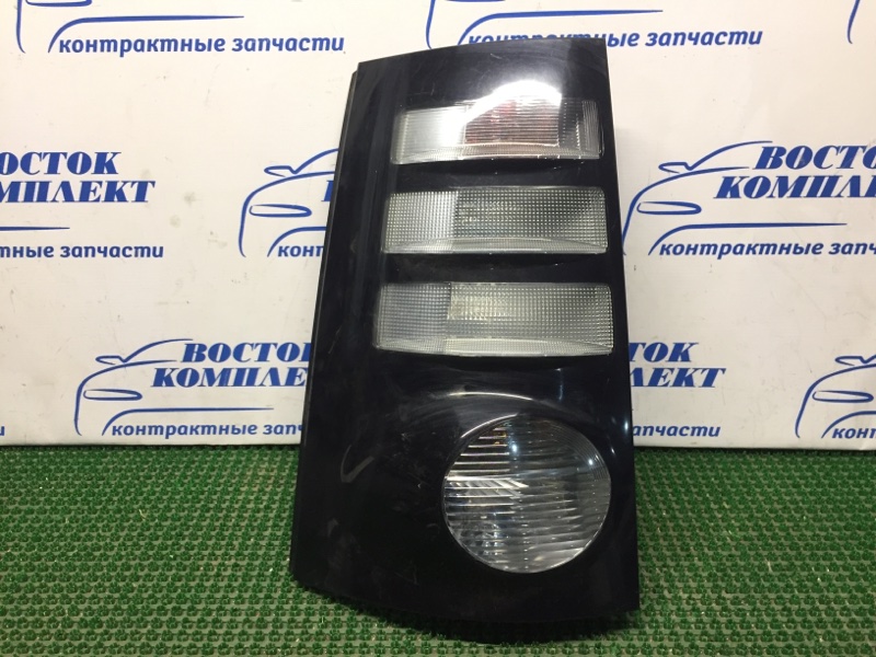 Фонарь стоп-сигнала Toyota Sienta NCP81G 1NZ-FE лев