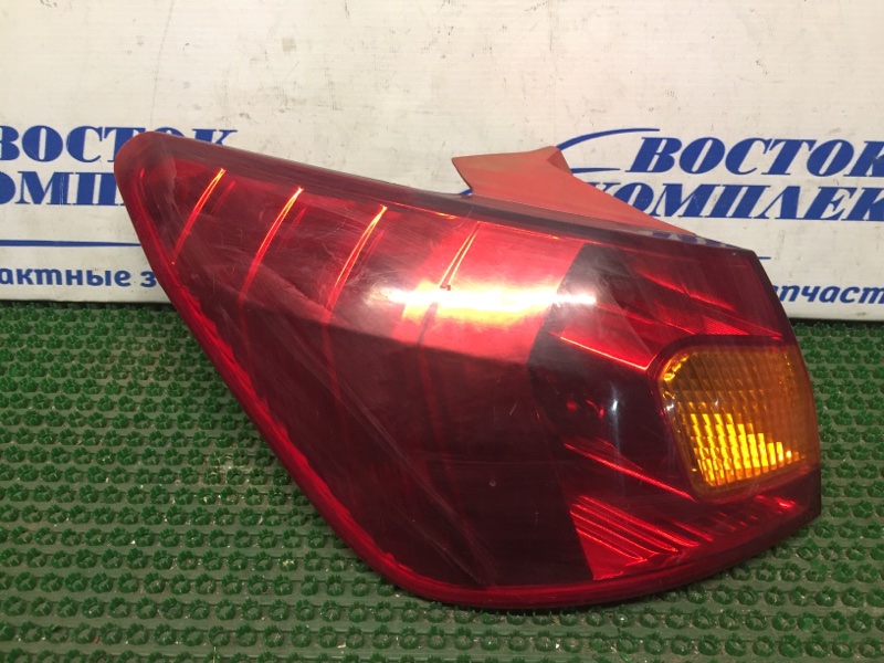 Фонарь стоп-сигнала Toyota Caldina ZZT241W 1ZZ-FE лев