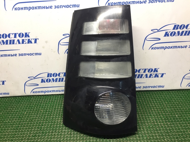 Фонарь стоп-сигнала Toyota Sienta NCP81G 1NZ-FE лев