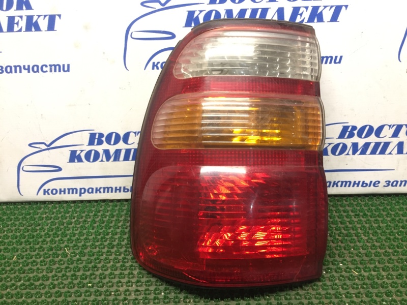 Фонарь стоп-сигнала Toyota Land Cruiser UZJ100W лев