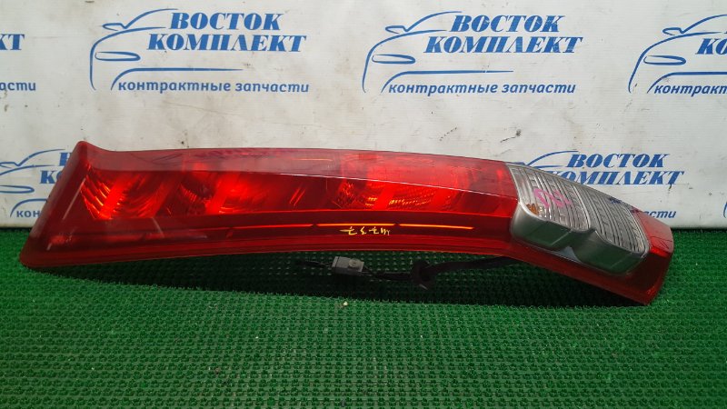Фонарь стоп-сигнала Honda Stream RN6 R18A лев
