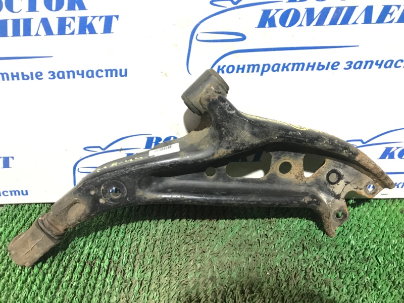 Рычаг подвески Toyota Starlet EP91 4E-FE перед прав