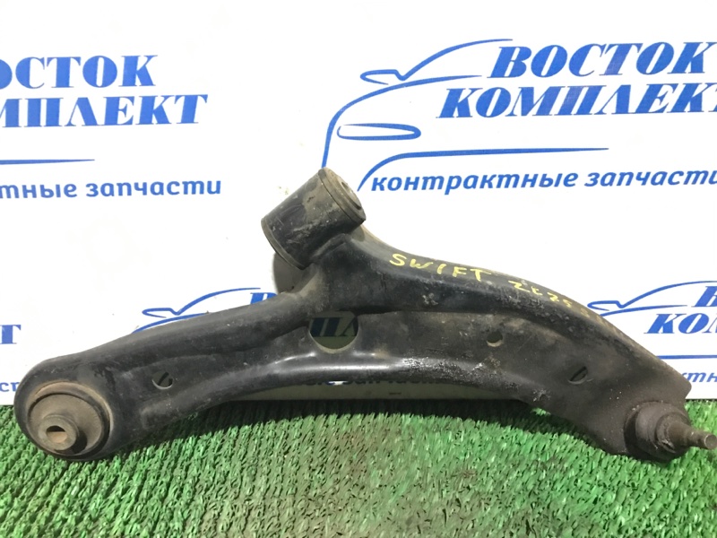 Рычаг подвески Suzuki Swift ZC72S K12B перед прав