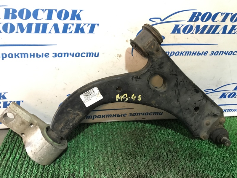 Рычаг подвески Mazda Demio DY5W ZY-VE перед прав