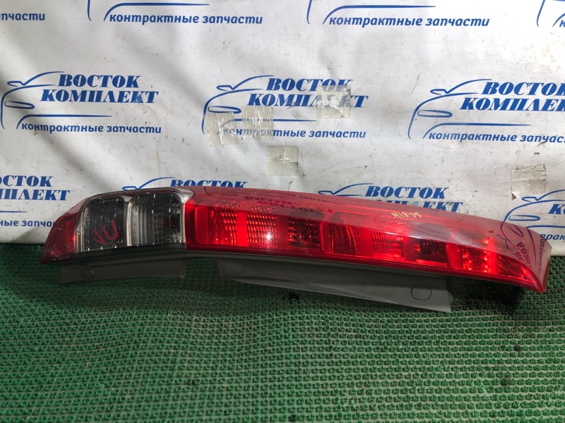 Фонарь стоп-сигнала Honda Stream RN6 R18A лев