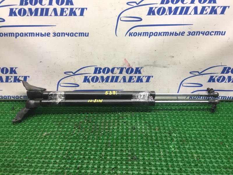 Амортизатор багажника Honda Vamos HM2 E07Z