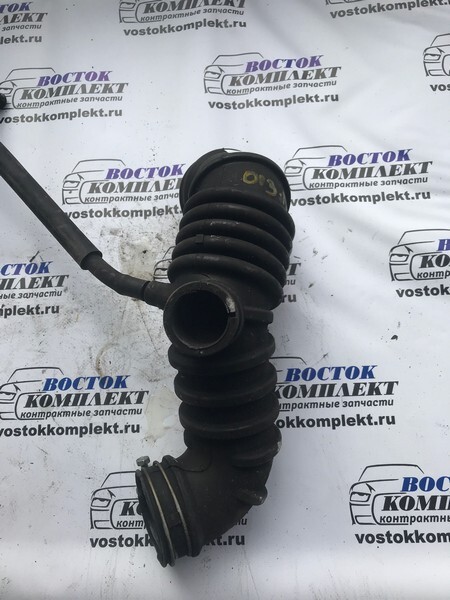 Патрубок воздушного фильтра Mitsubishi Colt 2009 Z22A 4A90