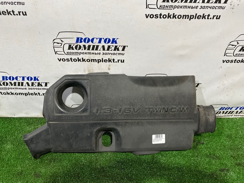 Крышка на двигатель декоративная Toyota Duet M101A K3-VE