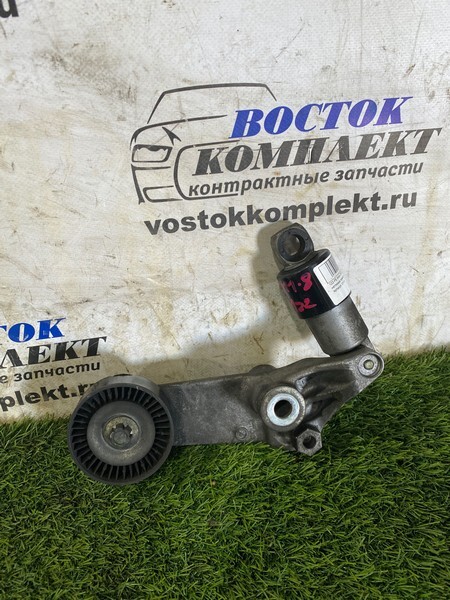 Ролик натяжной приводного ремня Toyota Wish ZNE14G 1ZZ-FE