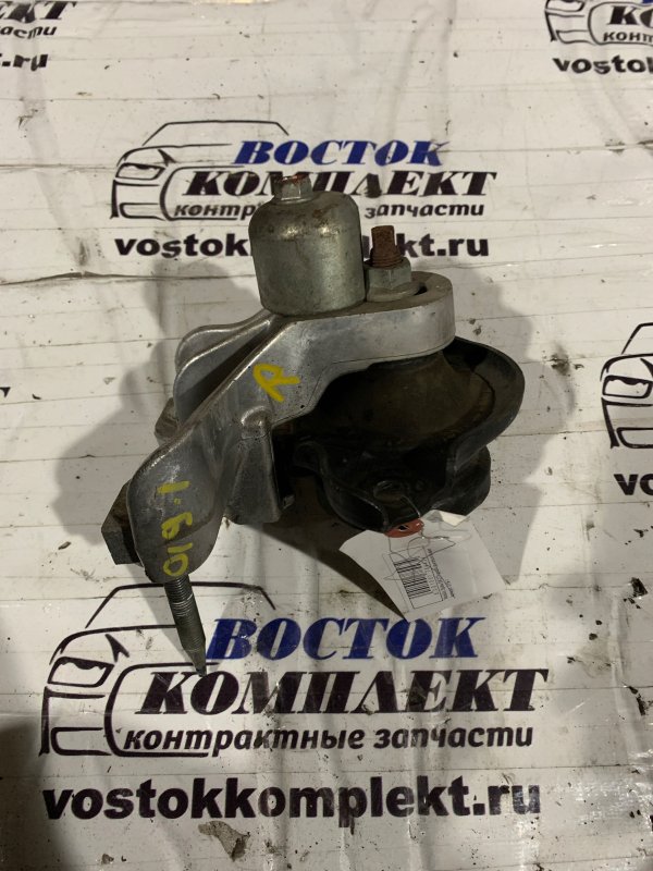 Подушка двигателя Honda Mobilio Spike GK2 L15A прав