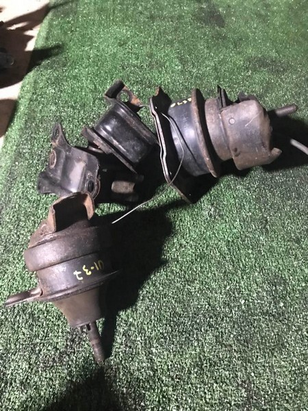 Подушка двигателя Honda Odyssey RA6 F23A прав