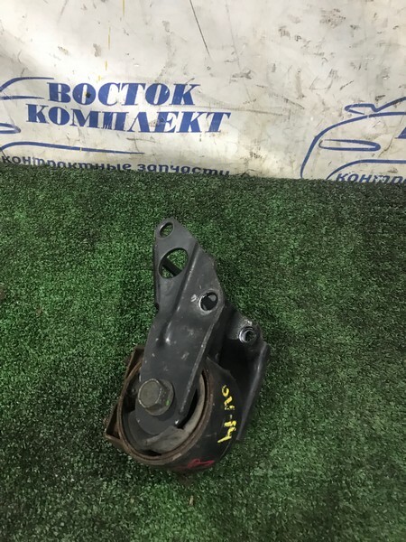 Подушка двигателя Mazda Demio DW3W B3E зад