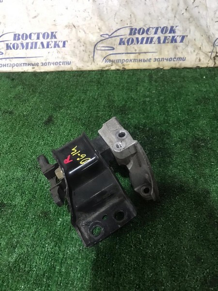 Подушка двигателя Nissan March AK12 CR12DE прав