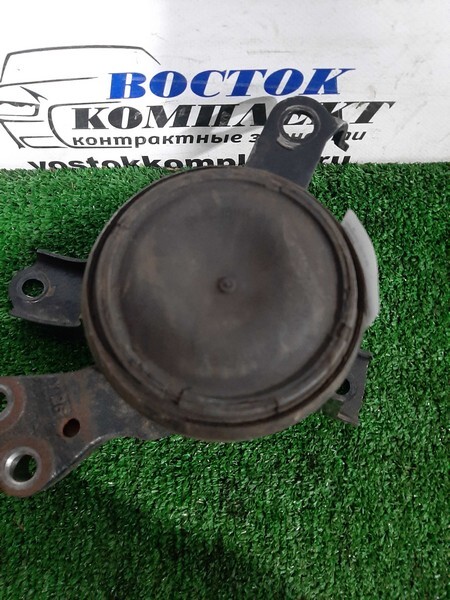 Подушка двигателя Toyota Vitz 2007 NCP95 2NZ-FE прав