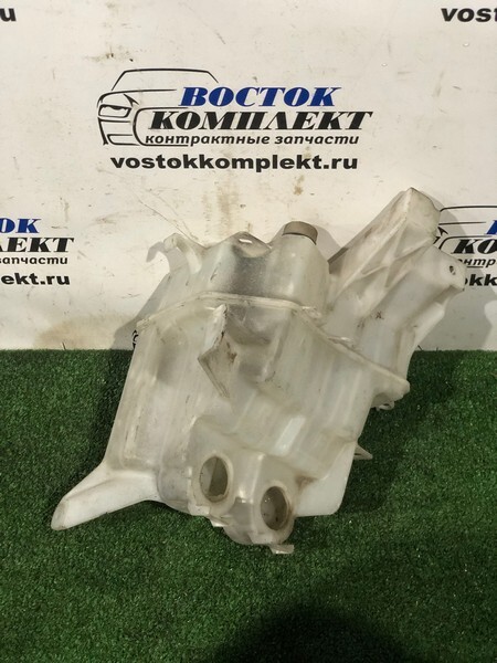 Бачок омывателя Toyota Estima ACR55W 2AZ-FE