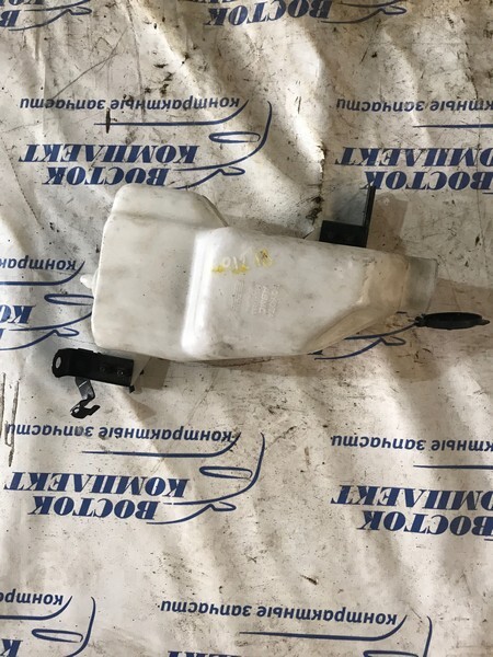 Бачок омывателя Toyota Estima Lucida 1995 CXR10 3C-TE