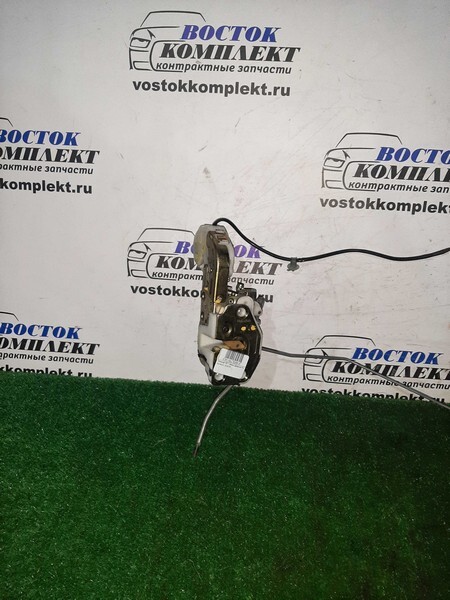 Замок дверной Honda Stepwgn 1998 RF1 B20B перед лев