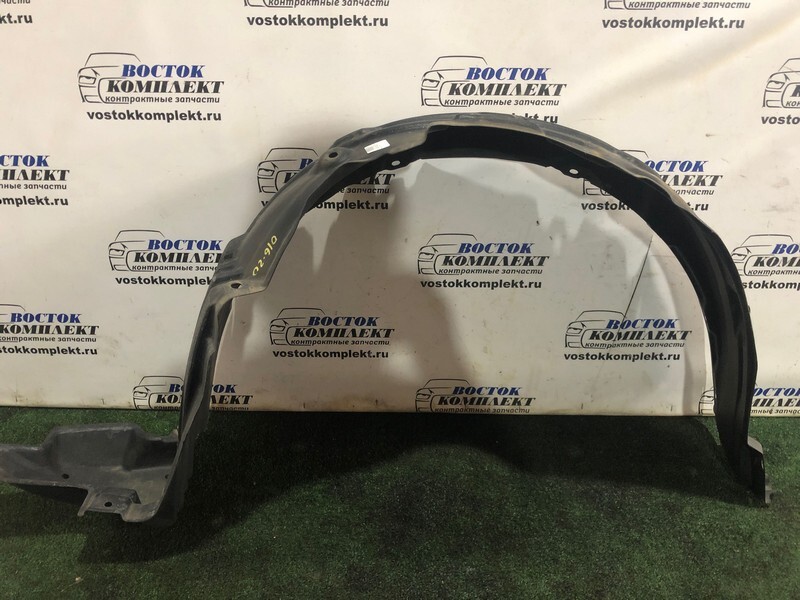 Подкрылок Toyota Isis ANM15W 1AZ-FSE перед прав