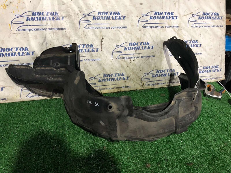 Подкрылок Toyota Raum EXZ10 5E-FE перед прав