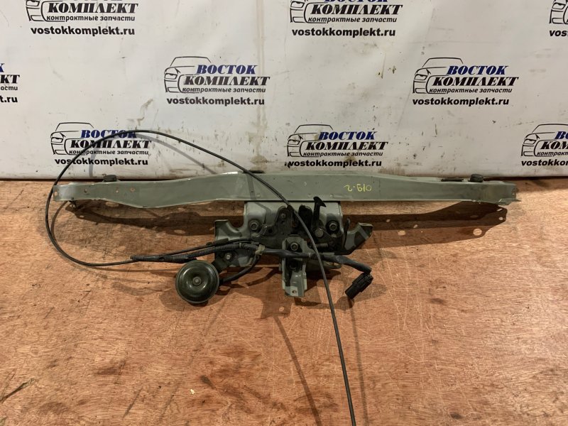 Рамка радиатора Nissan March AK12 CR12DE