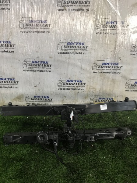 Рамка радиатора Toyota Porte NNP15 1NZ-FE