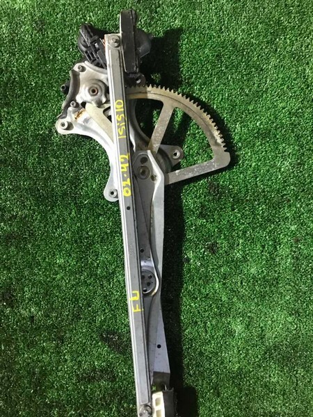 Стеклоподъемник Toyota Isis ZNM10W 1ZZ-FE перед лев