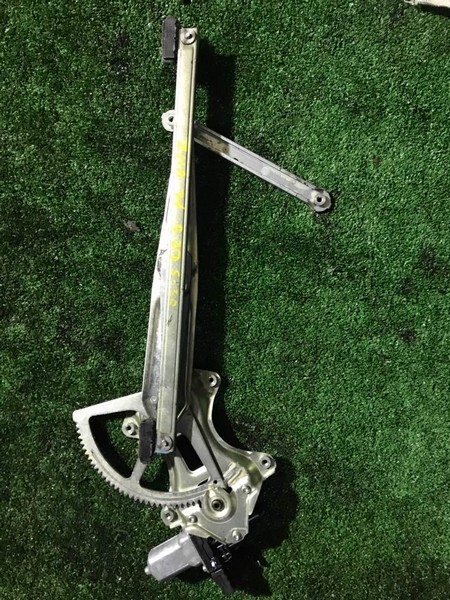 Стеклоподъемник Toyota Vitz KSP90 1KR-FE перед лев