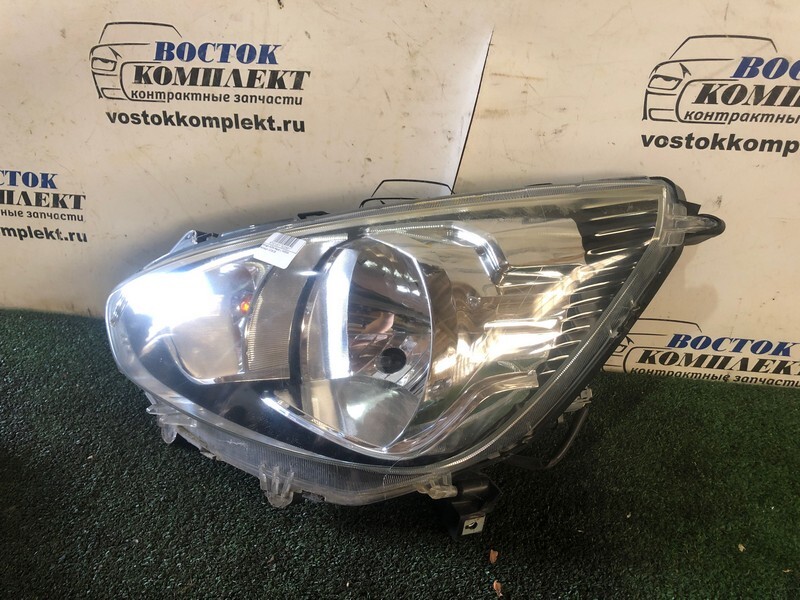 Фара Mitsubishi Mirage A05A 3A90 перед лев