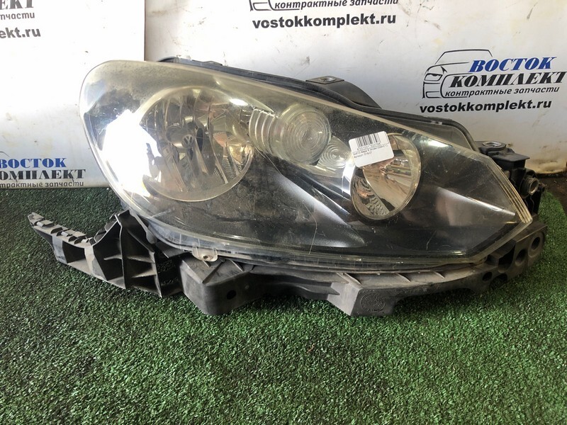 Фара Volkswagen Golf VI перед прав
