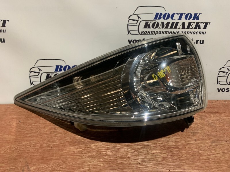 Фонарь стоп-сигнала Mazda Biante CCEFW LF-VDS лев