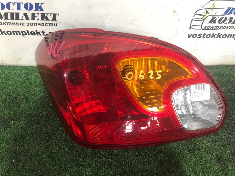 Фонарь стоп-сигнала Mitsubishi Mirage A05A 3A90 лев